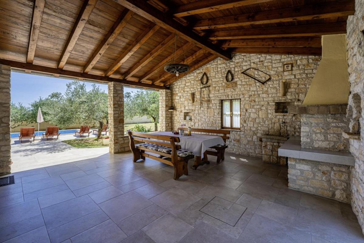 Villa Braidizza In Kavran Krnica Exterior photo
